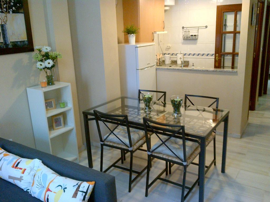 Triana Pureza Apartment Seville Exterior photo